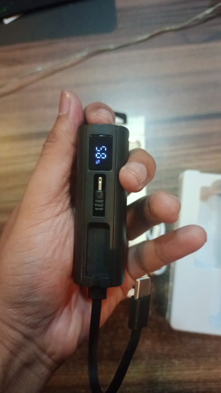 Aspor A351 2in1 Iphone & Type-C Flexible Portable Mini 5000mah Power Bank